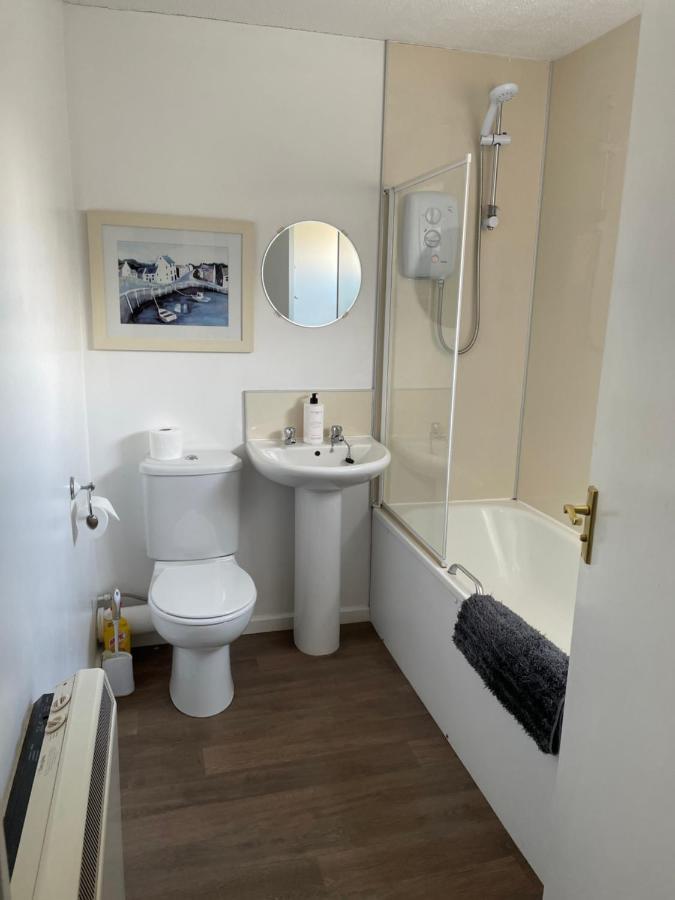 The Number Eleven Apartment Kilmuir  Экстерьер фото